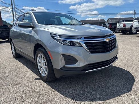 Used 2023 Chevrolet Equinox LT image 7