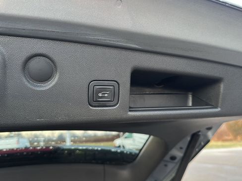 Used 2024 Chevrolet Equinox LT image 9