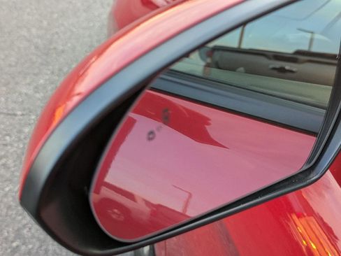 Used 2018 Hyundai Elantra SEL image 32