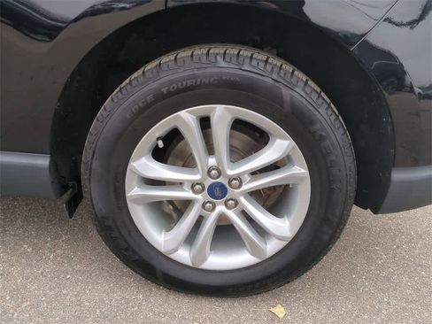 Used 2019 Ford Edge SEL w/ Equipment Group 201A image 6