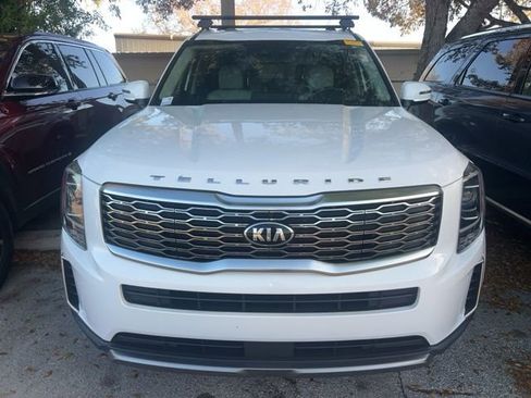 Used 2021 Kia Telluride S image 2