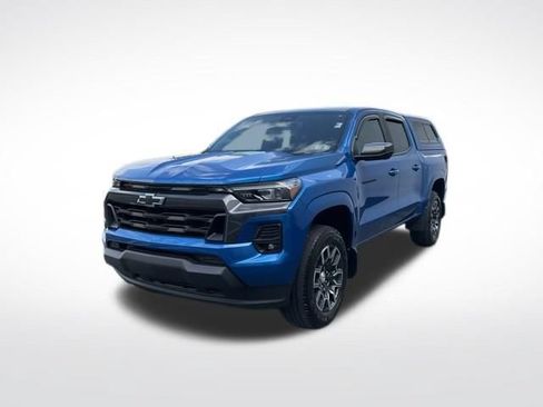 Used 2023 Chevrolet Colorado LT w/ LT Convenience Package III AWD/4WD image 12