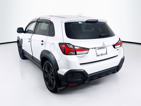 Used 2024 Mitsubishi Outlander Sport Trail Edition image 9