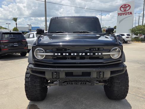 Used 2022 Ford Bronco Outer Banks w/ Sasquatch Package AWD/4WD image 2