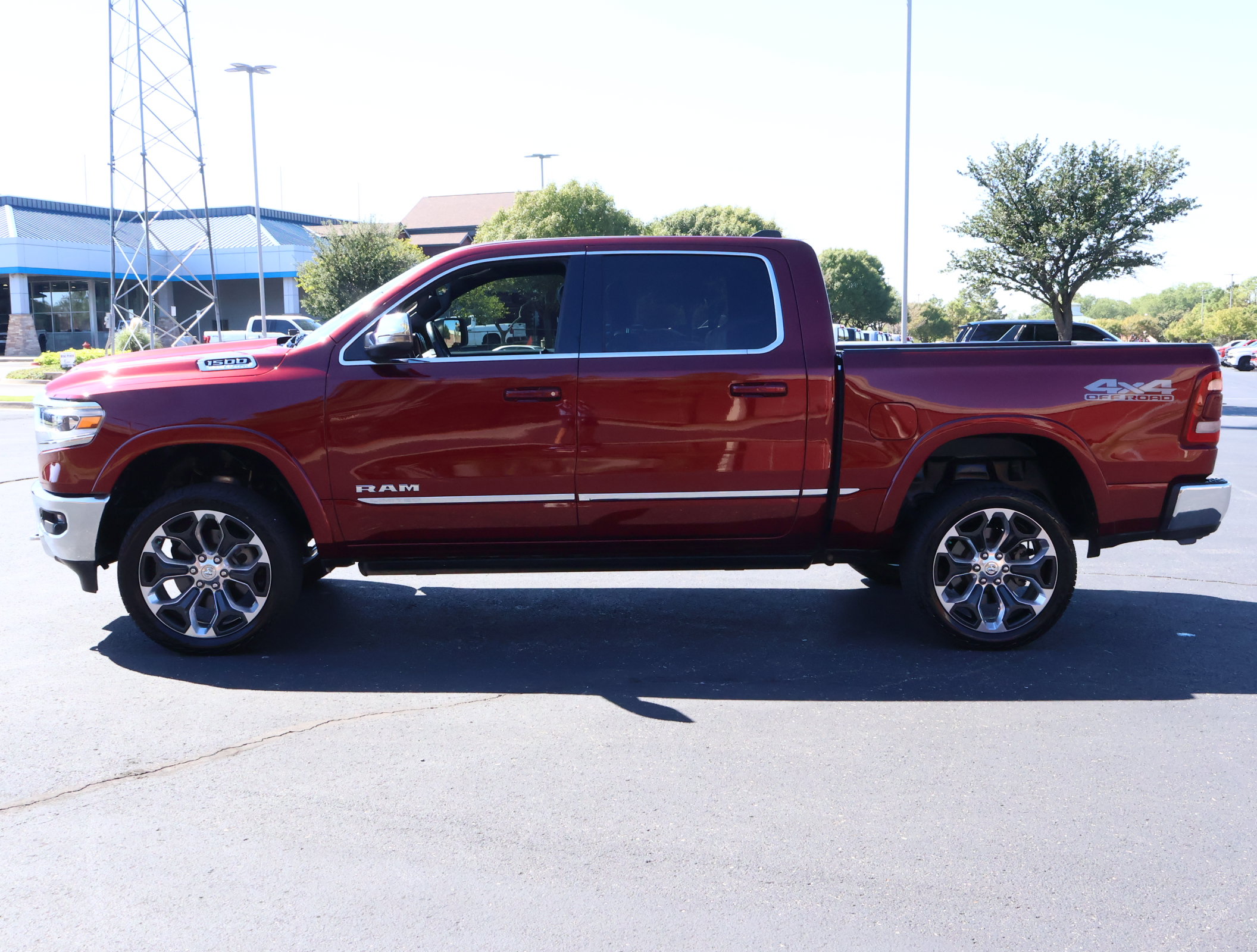 Used 2023 RAM 1500 Limited w/ Off Road Group AWD/4WD image 41