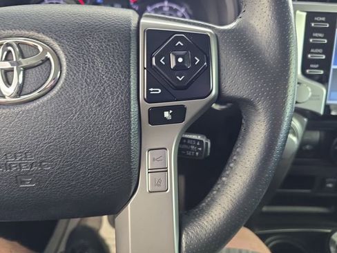 Used 2022 Toyota 4Runner SR5 image 18