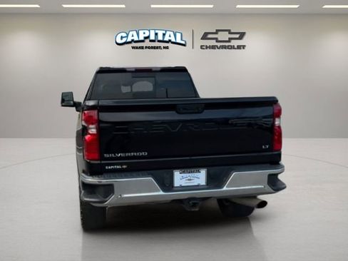 Used 2023 Chevrolet Silverado 2500 LT w/ Convenience Package image 4