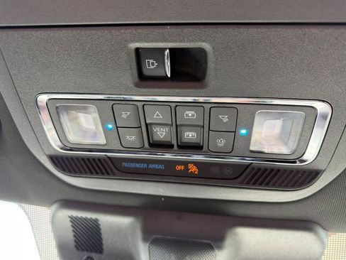 Used 2024 Ford F150 Lariat w/ FX4 Off-Road Package image 43