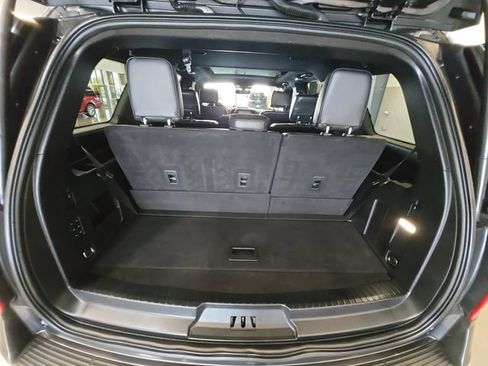Used 2020 Ford Expedition XLT w/ Equipment Group 202A AWD/4WD image 23