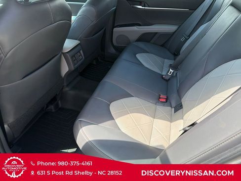 Used 2018 Toyota Camry XLE w/ Protection Package (Q2) FWD image 27