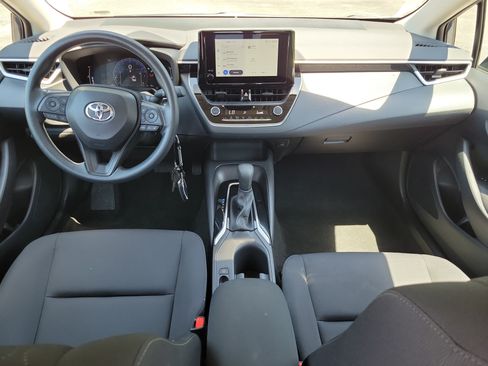 Used 2026 Toyota Corolla LE FWD image 9