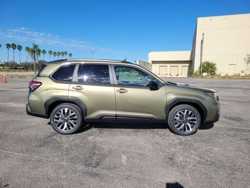 New 2026 Subaru Forester Touring AWD/4WD image 4