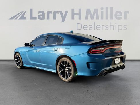 Used 2020 Dodge Charger R/T w/ Blacktop Package image 3