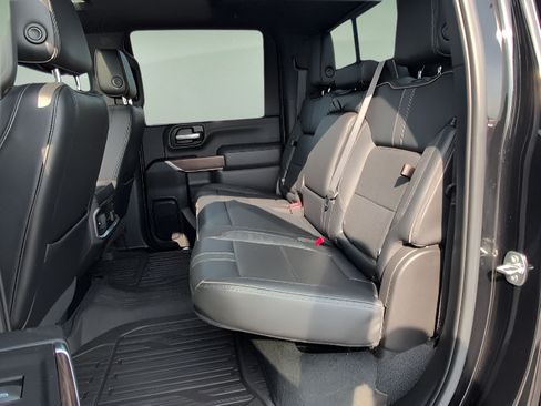 Used 2022 Chevrolet Silverado 2500 High Country AWD/4WD image 18