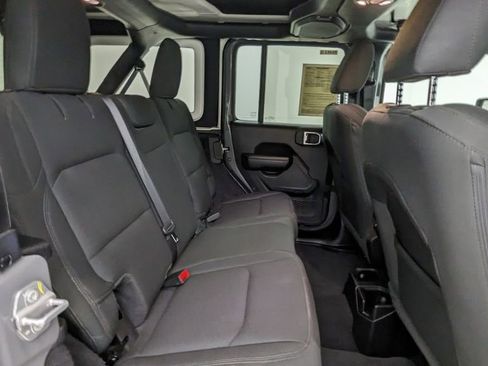 Used 2021 Jeep Wrangler Unlimited Sport image 35