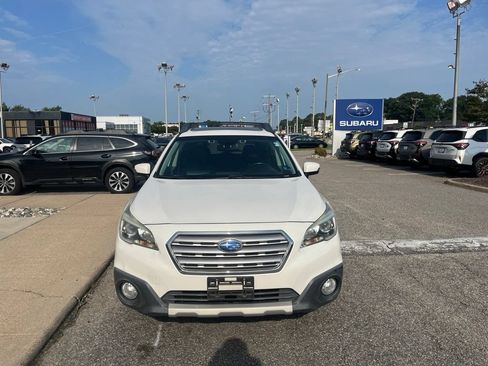 Used 2015 Subaru Outback 2.5i Limited AWD/4WD image 8