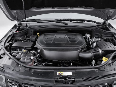 Used 2020 Jeep Grand Cherokee Altitude RWD image 41