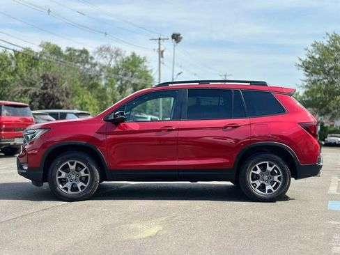Used 2022 Honda Passport TrailSport image 3