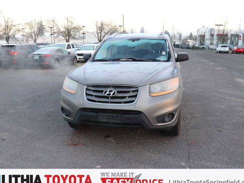 Used 2011 Hyundai Santa Fe GLS image 1
