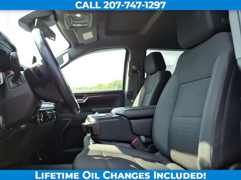 Used 2024 Chevrolet Silverado 1500 LT AWD/4WD image 11