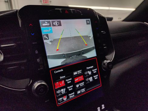 Used 2021 RAM 3500 Laramie w/ Night Edition image 22