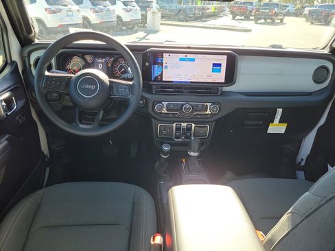 New 2026 Jeep Gladiator Sport image 8