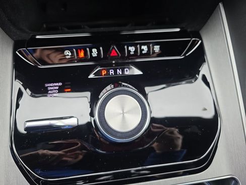 New 2026 Jeep Grand Wagoneer 4WD image 21