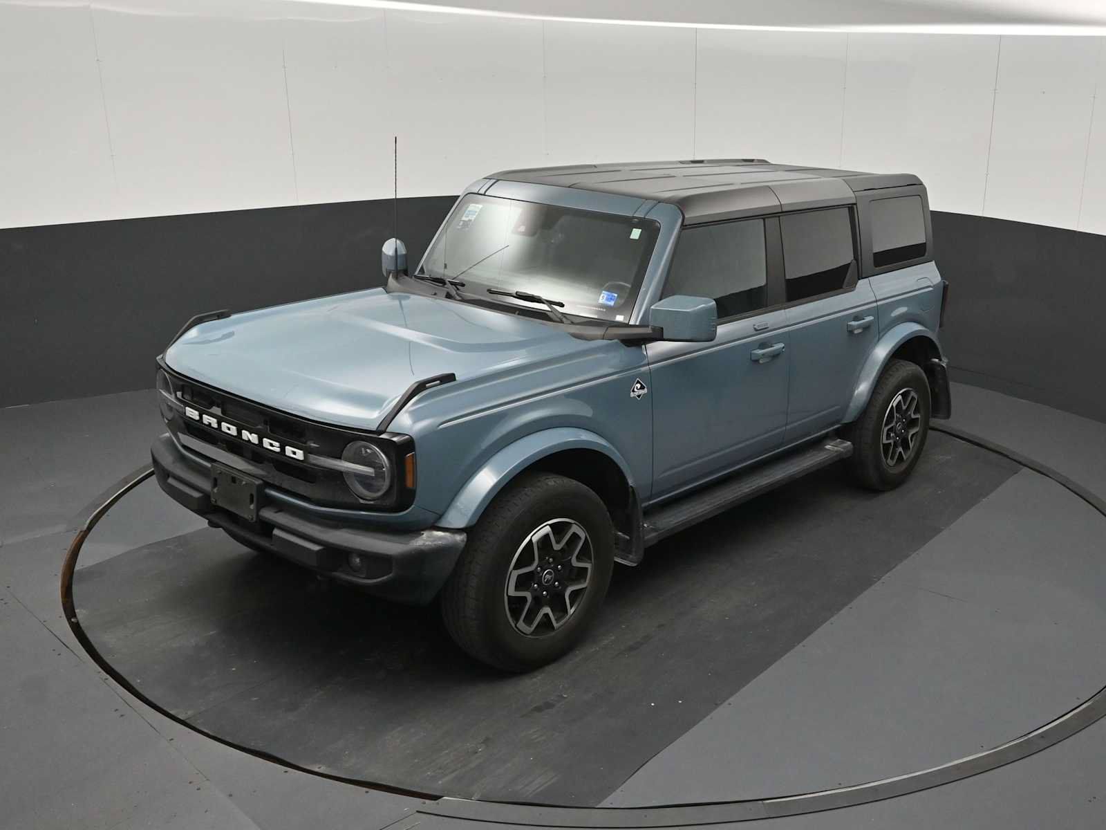 Used 2022 Ford Bronco Outer Banks AWD/4WD image 15
