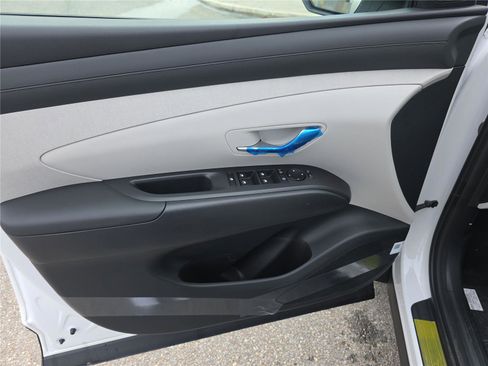 New 2026 Hyundai Tucson SEL image 11