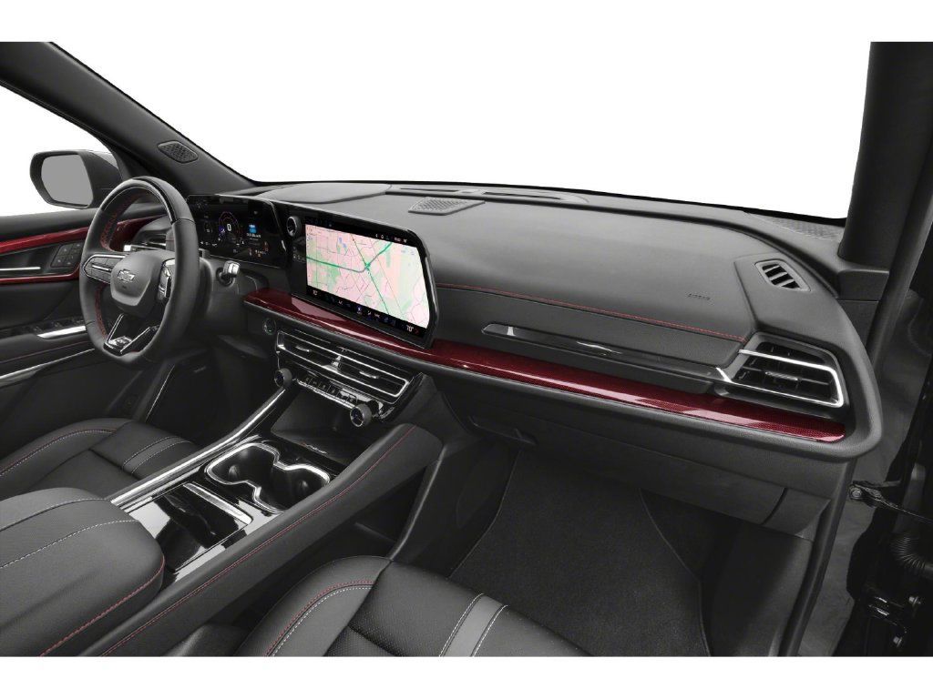 Used 2026 Chevrolet Traverse RS w/ LPO, Floor Liner Package FWD image 10