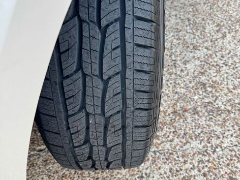 Used 2018 Ford Edge SEL w/ Equipment Group 201A image 34