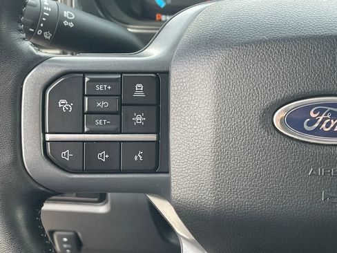 Used 2024 Ford F350 Lariat w/ Lariat Ultimate Package AWD/4WD image 17