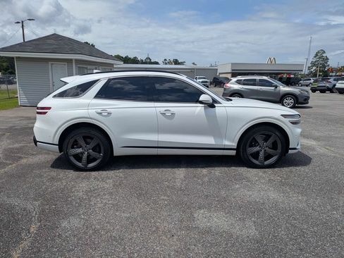 Used 2025 Genesis GV70 2.5T w/ Sport Prestige Package AWD/4WD image 4