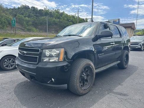 Used 2007 Chevrolet Tahoe LT w/ LT Preferred Equipment Group AWD/4WD image 3