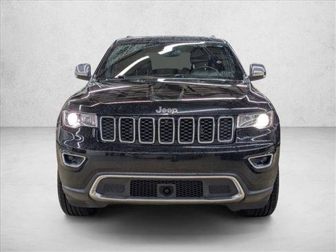 Used 2020 Jeep Grand Cherokee Limited w/ Luxury Group II image 2