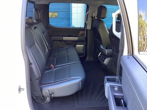 Used 2021 Ford F150 Lariat w/ Equipment Group 502A High image 32