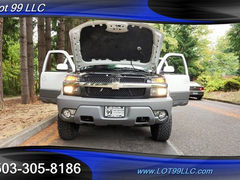 Used 2002 Chevrolet Avalanche 4x4 w/ North Face Edition image 27