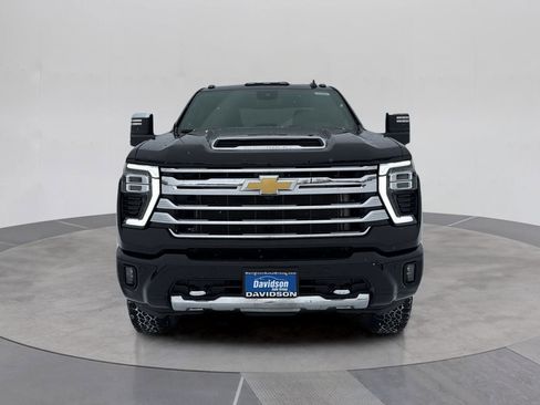 Used 2024 Chevrolet Silverado 2500 High Country w/ Z71 Off-Road Package image 10