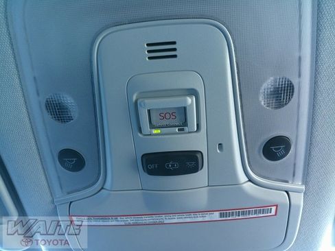 Certified 2022 Toyota Prius Prime Limited image 20