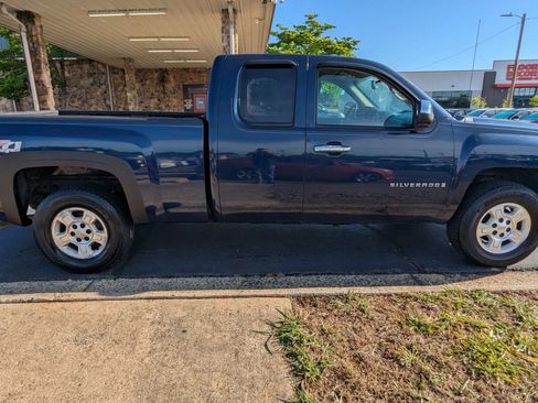 Used 2009 Chevrolet Silverado 1500 LT w/ Power Pack Plus AWD/4WD image 8
