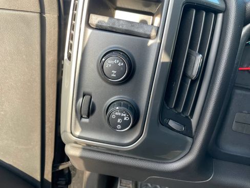Used 2017 Chevrolet Silverado 1500 LT w/ All Star Edition AWD/4WD image 23