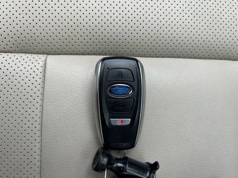 Used 2024 Subaru Ascent Limited w/ Technology Package AWD/4WD image 41