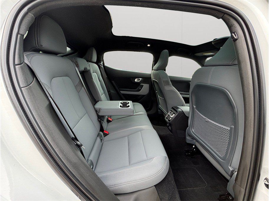 Used 2022 Polestar Polestar 2 w/ Plus Package AWD/4WD image 42