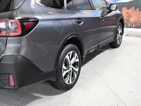Used 2022 Subaru Outback Limited w/ Popular Package #2 image 9