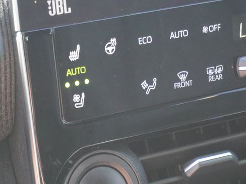 Used 2023 Toyota bZ4X AWD w/ Weather Package image 28