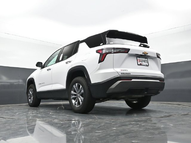 Used 2025 Chevrolet Equinox LT FWD image 60
