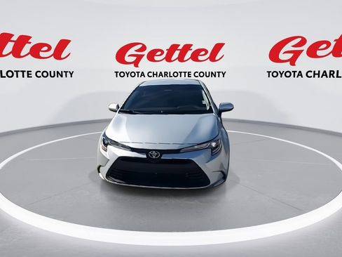 Certified 2024 Toyota Corolla LE image 3