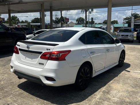 Used 2018 Nissan Sentra SR w/ SR Midnight Edition Package FWD image 3