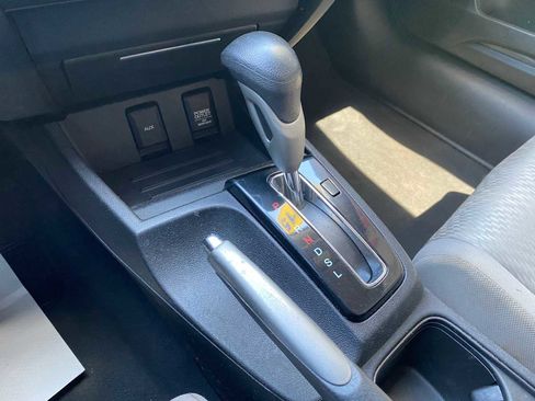 Used 2015 Honda Civic LX image 17