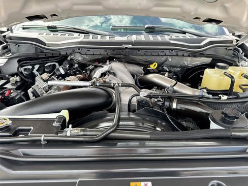 Used 2022 Ford F250 Lariat w/ Tremor Off-Road Package image 18